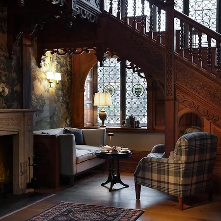 Langdale Chase Hotel 5*