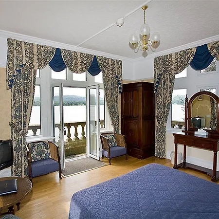 Отель Langdale Chase